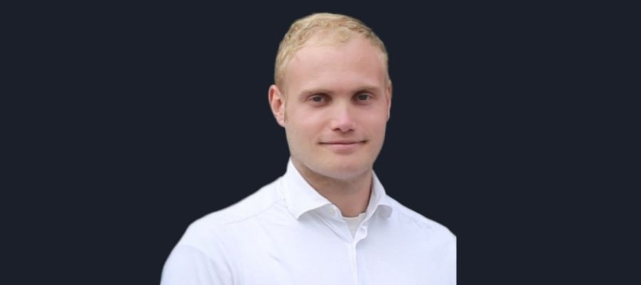 Testimonial – 900×400 px (2)